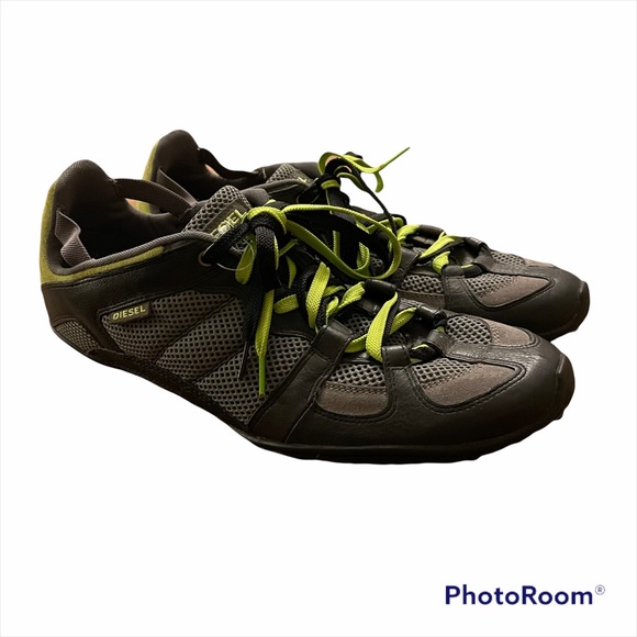 Hunter Sneakers Athletic Shoes 